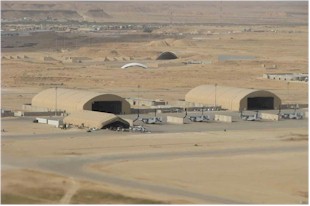 De flightline van de Thunderchickens op AlAsad Airbase Irak.