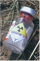 Radioactief afval dat in een dirty bom kan verwerkt worden. 